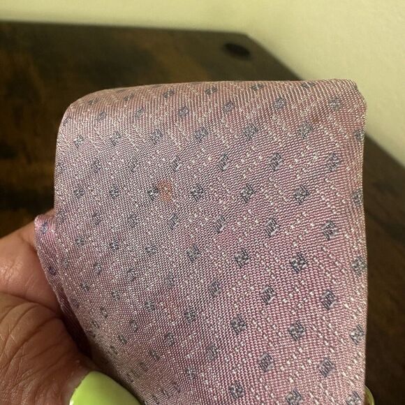 Fendi Tie 100% Silk FF Logo Pink Made In Italy - Picture 3 of 10